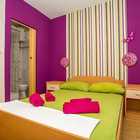 Apartman In With Seaview, Balcony, Air Condition, Wifi