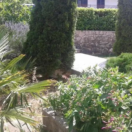 In With Seaview, Balcony, Air Condition, Wifi Apartment
