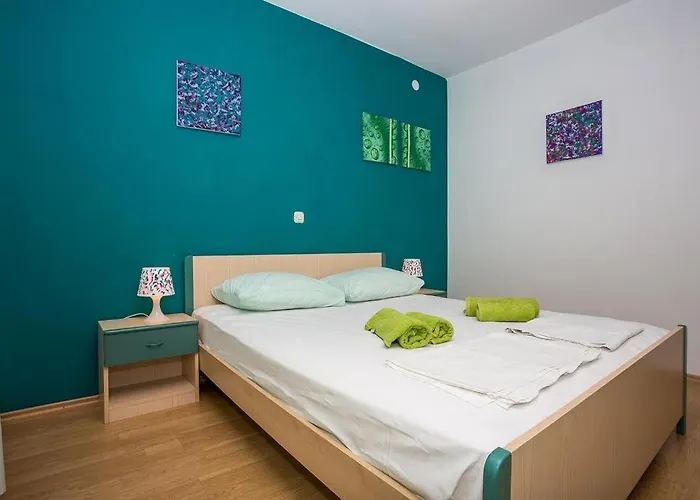 In With Seaview, Balcony, Air Condition, Wifi Apartamento *