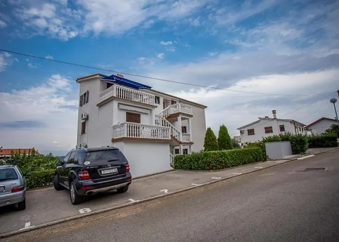 In With Seaview, Balcony, Air Condition, Wifi Apartamento *