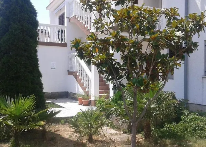 In With Seaview, Balcony, Air Condition, Wifi Apartamento *
